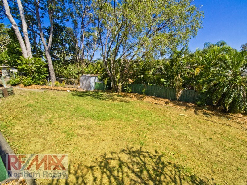 13 Dooloo Cres, Ferny Hills QLD 4055