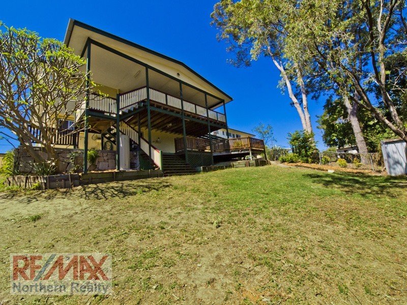 13 Dooloo Cres, Ferny Hills QLD 4055