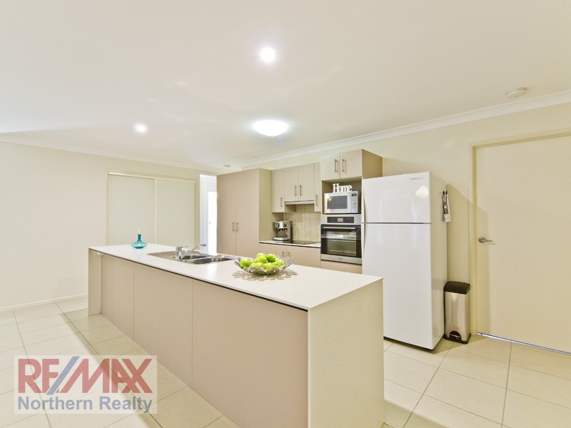 19 Rolland Pde, Warner QLD 4500