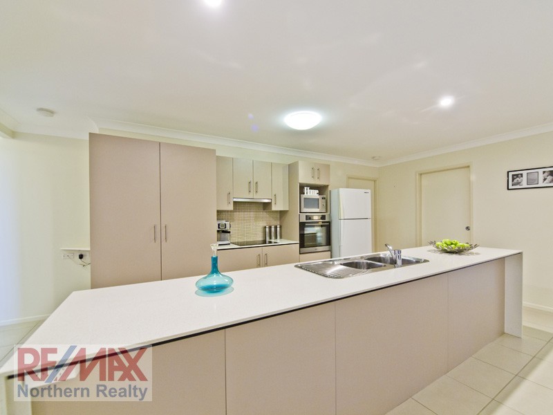 19 Rolland Pde, Warner QLD 4500