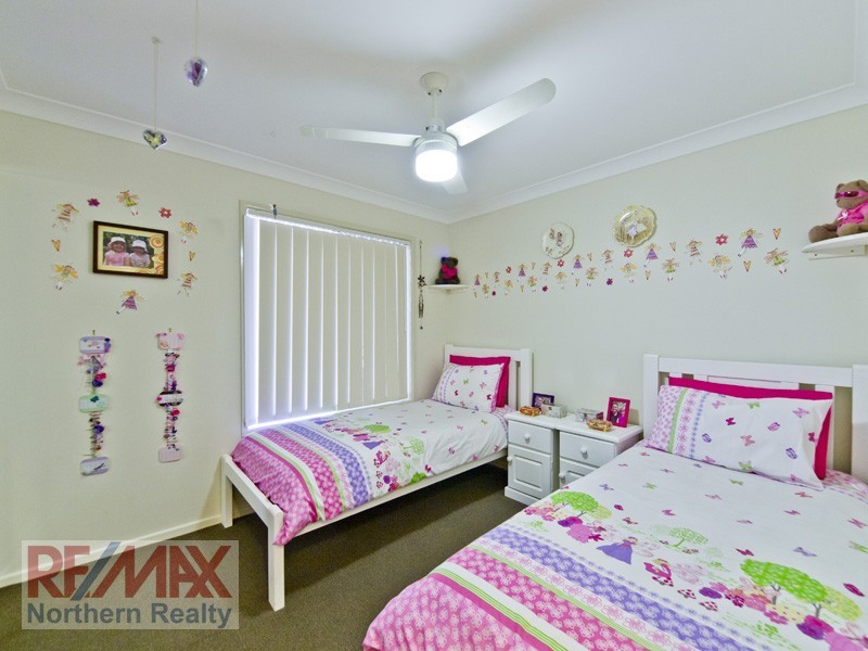 19 Rolland Pde, Warner QLD 4500
