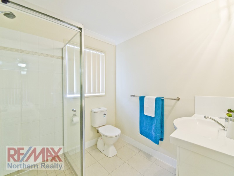 19 Rolland Pde, Warner QLD 4500