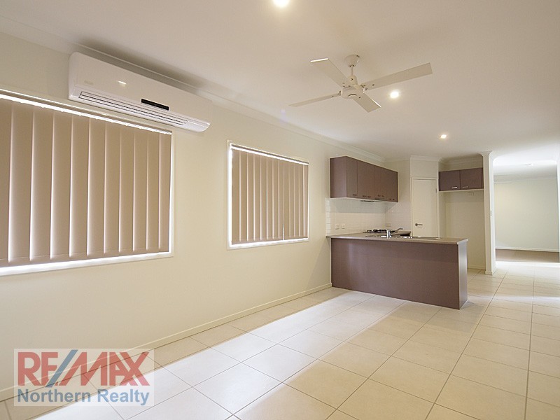 2/17 Creekside Court, Everton Hills QLD 4053