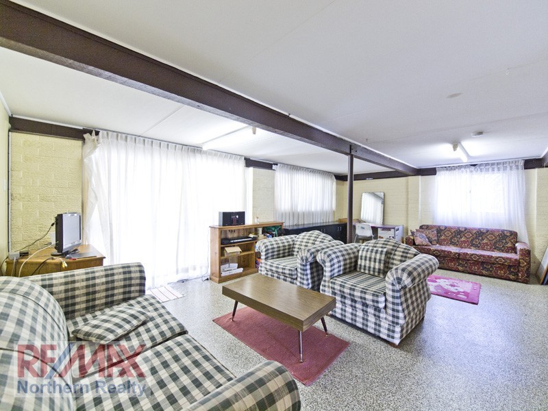 16 Jade Street, Albany Creek QLD 4035