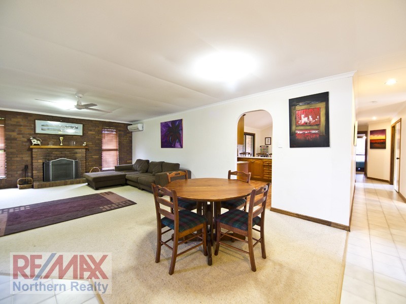 24 Challinor Drive, Albany Creek QLD 4035