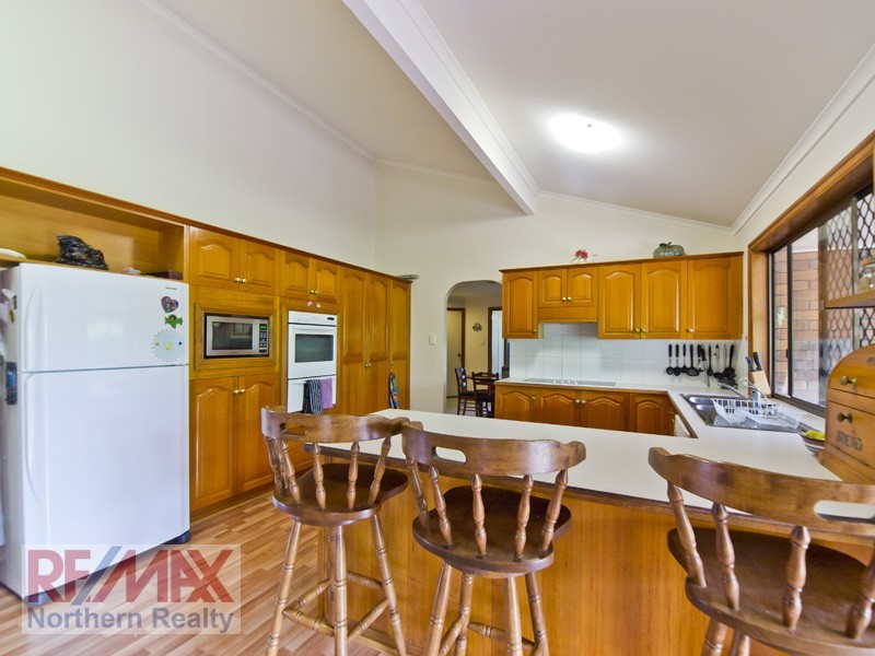 24 Challinor Drive, Albany Creek QLD 4035