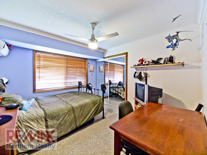 24 Challinor Drive, Albany Creek QLD 4035