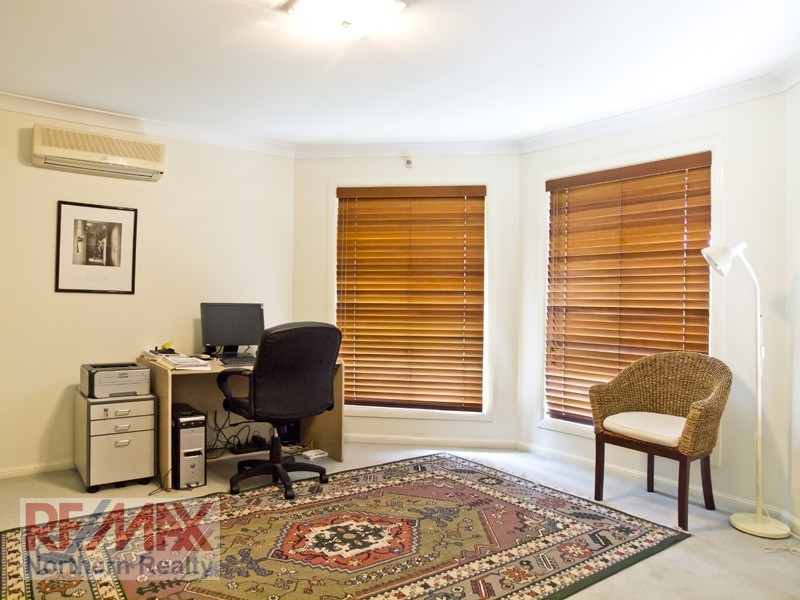 3 Monclair ct, Albany Creek QLD 4035