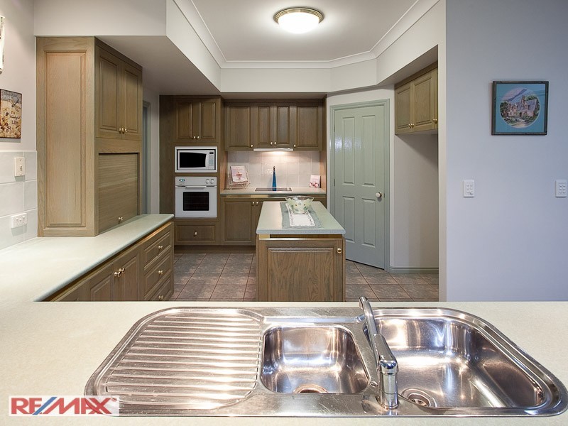 2 Dorchester Court, Murrumba Downs QLD 4503