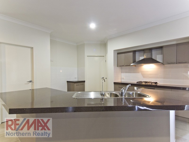 3 Avoca Pl, Warner QLD 4500