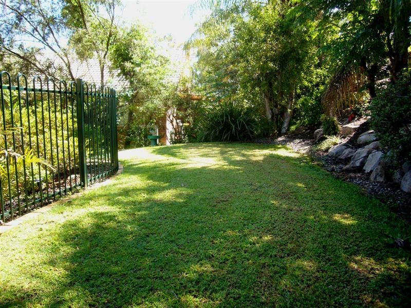 3 Elwood Court, Eatons Hill QLD 4037