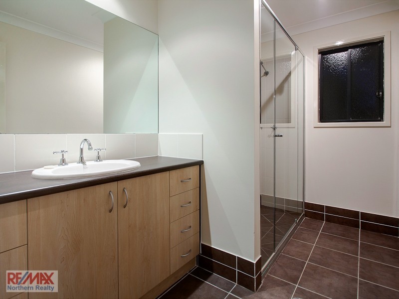 12 Nadine Court, Warner QLD 4500