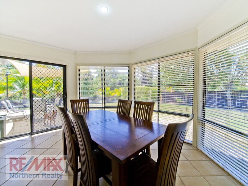 64 Hayward Ave, Cashmere QLD 4500