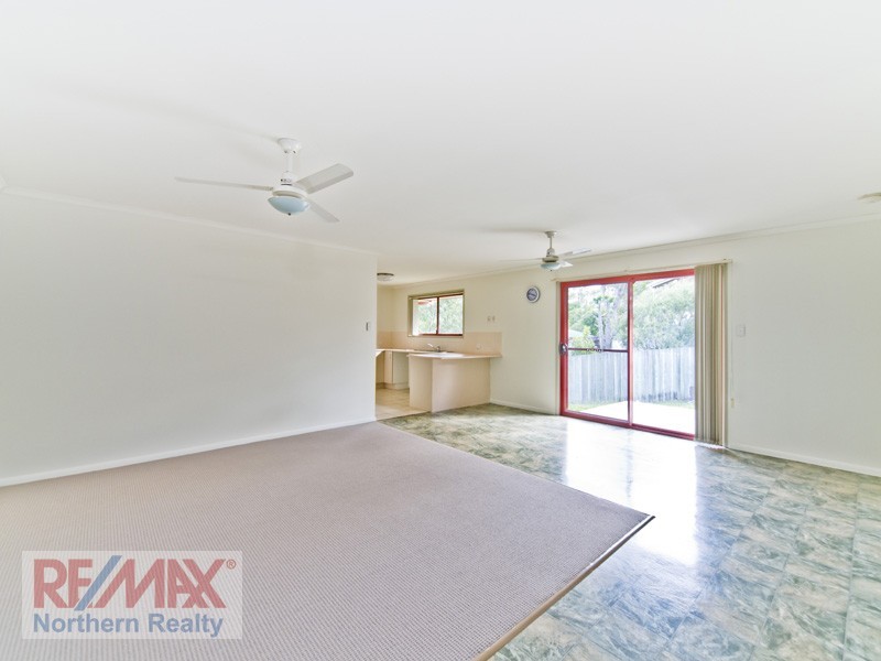 11 Forester Place, Kallangur QLD 4503