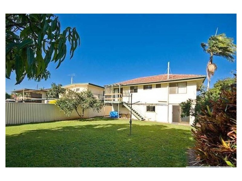 8  Plateau Parade, Bray Park QLD 4500