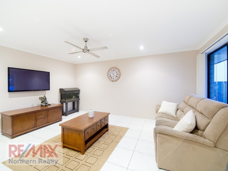 9 Canopy Close, Warner QLD 4500