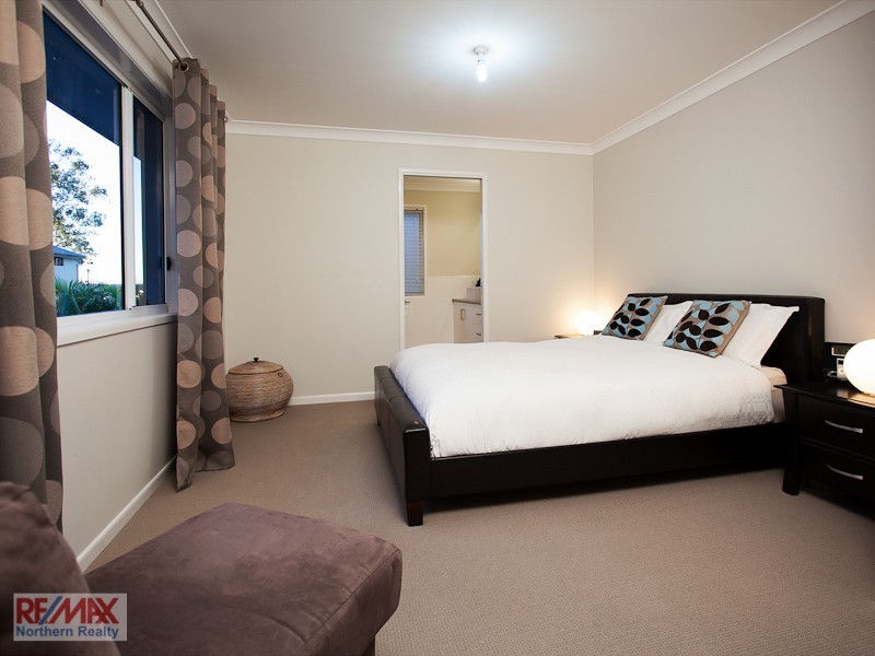 35 Evergreen Street, Mitchelton QLD 4053