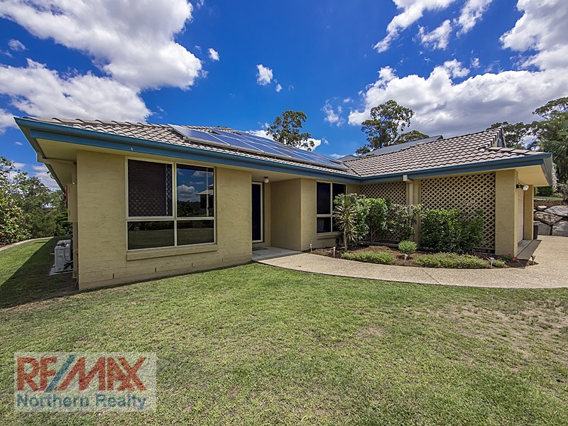 1 Laceflower Cres, Eatons Hill QLD 4037