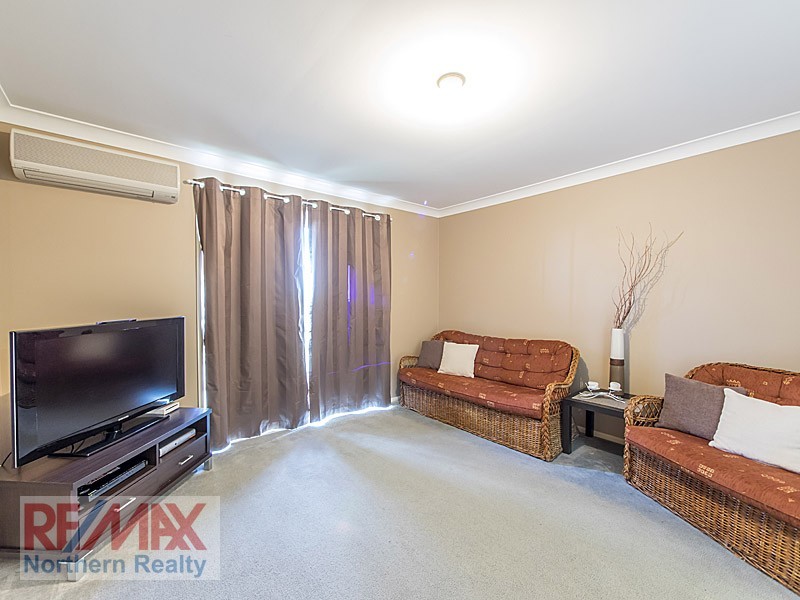 1 Laceflower Cres, Eatons Hill QLD 4037
