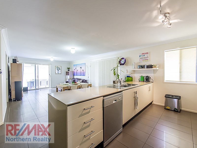 12 Castlewellan Circuit, Warner QLD 4500