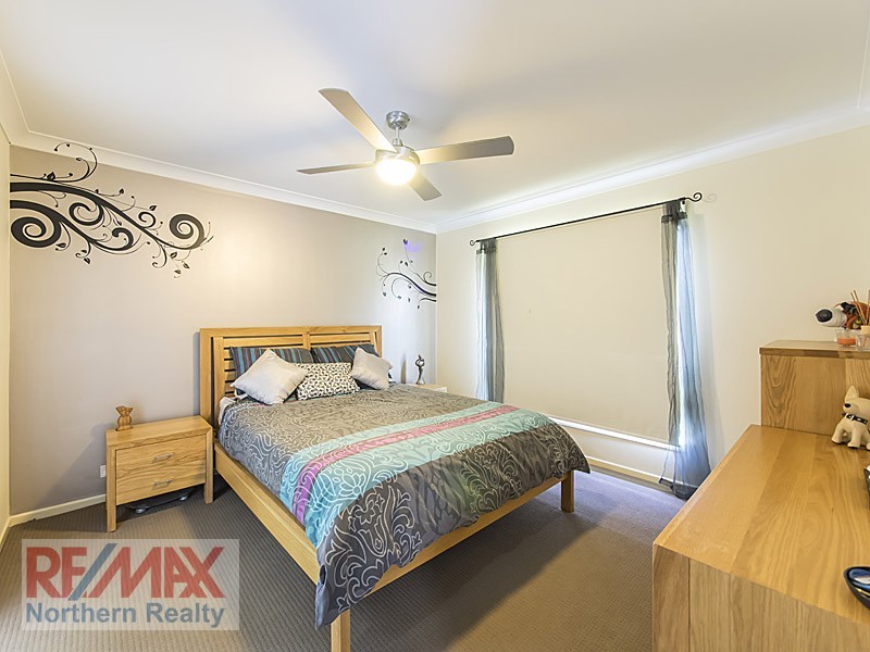 12 Castlewellan Circuit, Warner QLD 4500