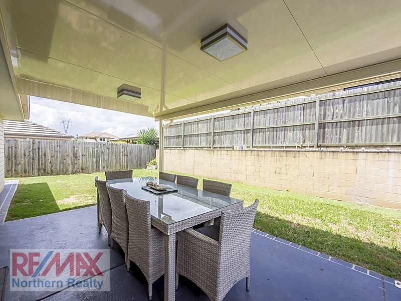 12 Castlewellan Circuit, Warner QLD 4500