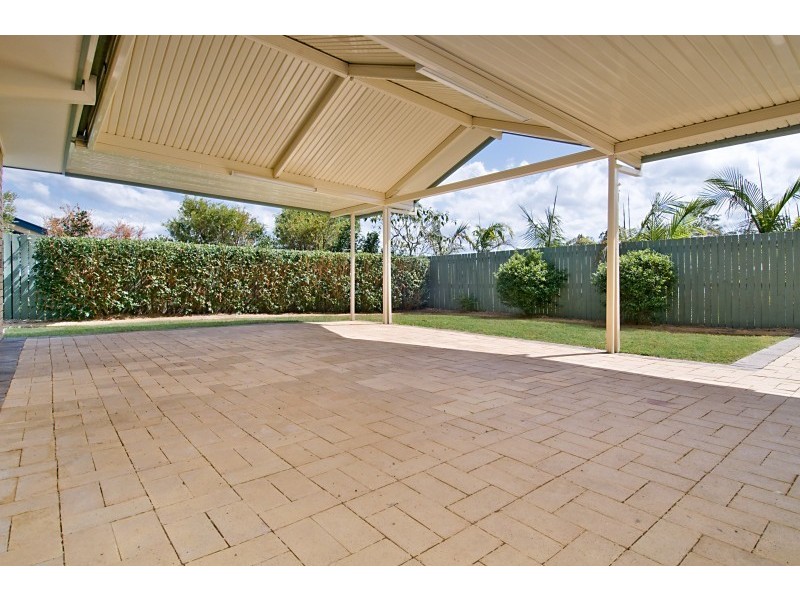9 Meilland Court, Eatons Hill QLD 4037
