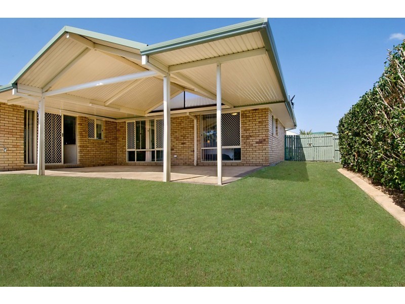 9 Meilland Court, Eatons Hill QLD 4037