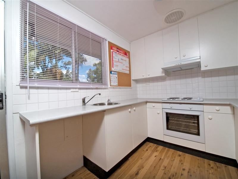 26 FOLKSTONE AVENUE, Albany Creek QLD 4035