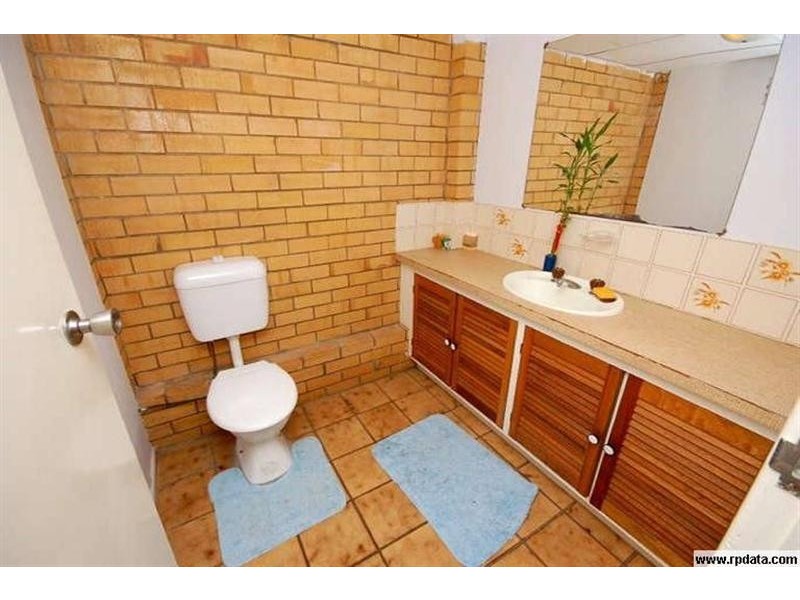 8 Pleasant Drive, Albany Creek QLD 4035