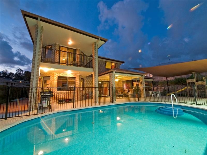 36 Riversleigh Crescent, Eatons Hill QLD 4037