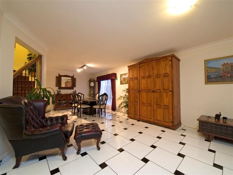 36 Riversleigh Crescent, Eatons Hill QLD 4037