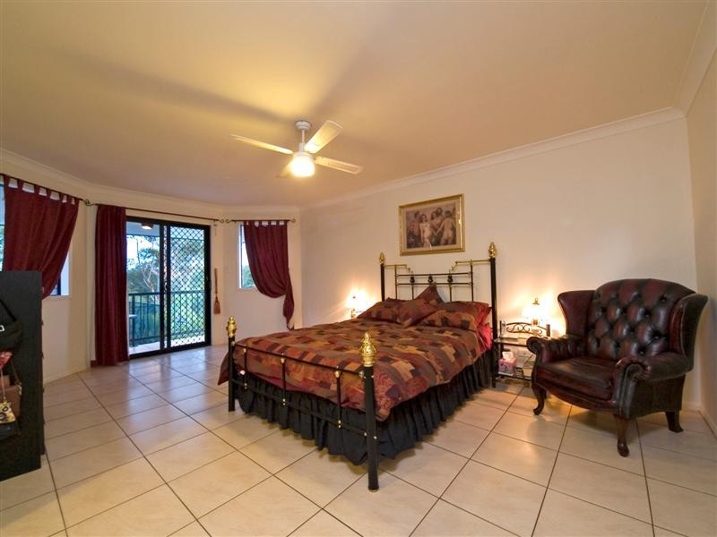 36 Riversleigh Crescent, Eatons Hill QLD 4037