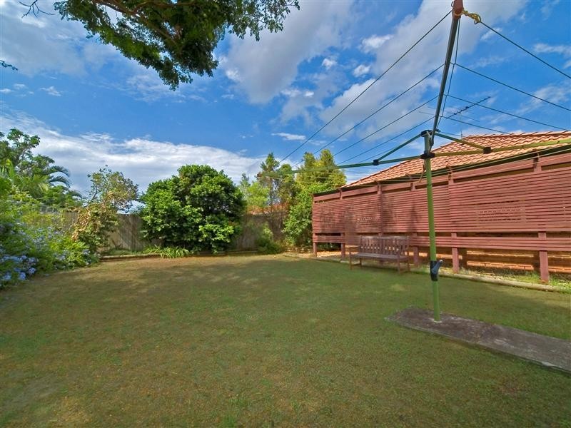 40 Cambridge Cres, Fitzgibbon QLD 4018