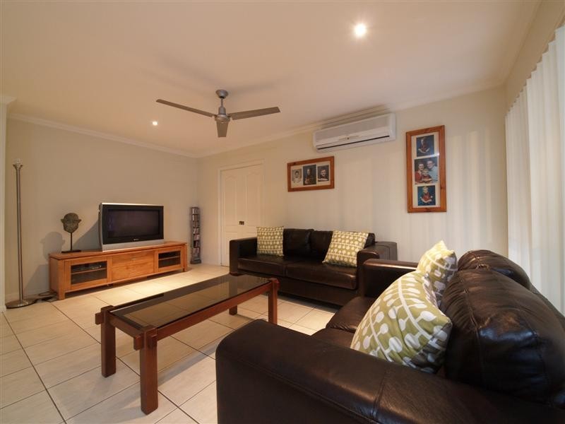 7 Keona Road, Mcdowall QLD 4053