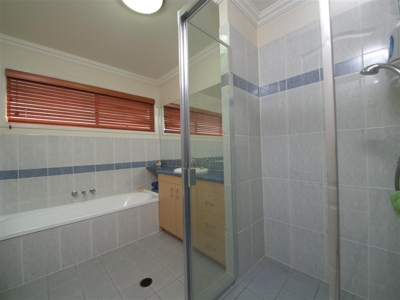 7 Keona Road, Mcdowall QLD 4053