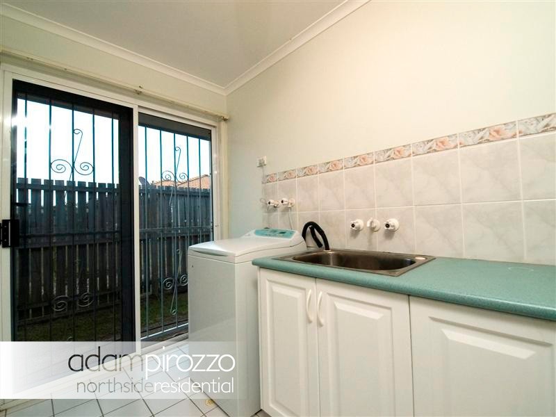 33 Silkyoak Circuit, Fitzgibbon QLD 4018