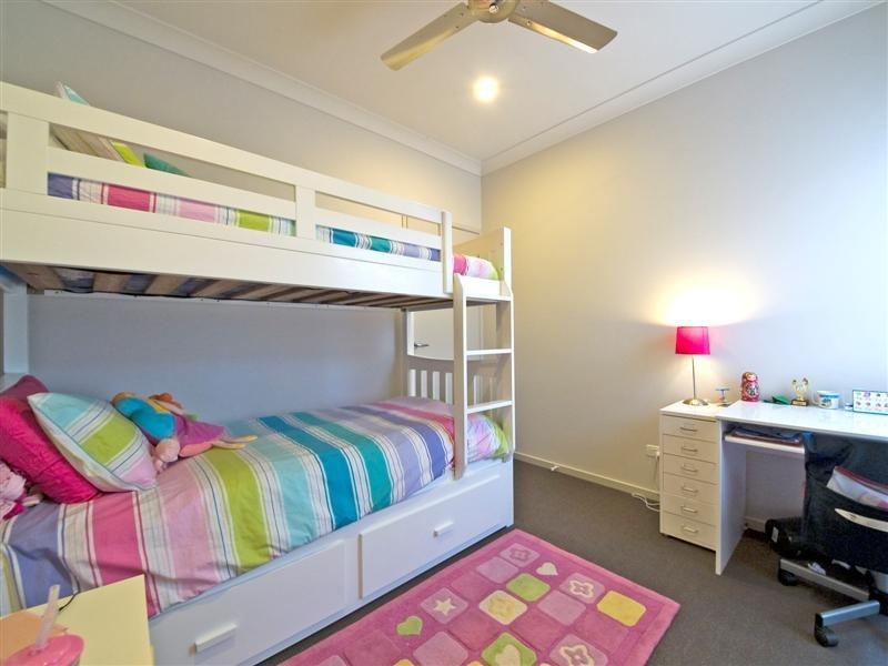 17 Talisman Court, Eatons Hill QLD 4037