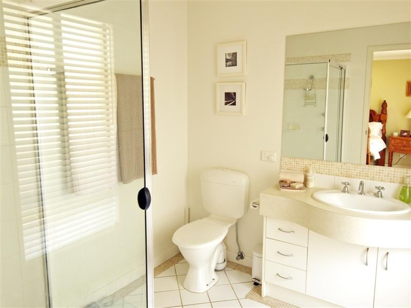 7 Talisman Court, Eatons Hill QLD 4037