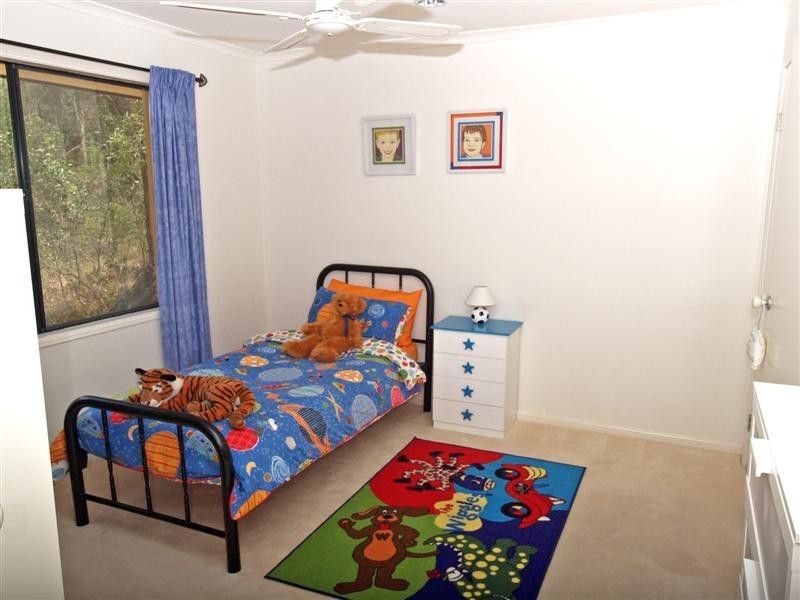 7 Talisman Court, Eatons Hill QLD 4037