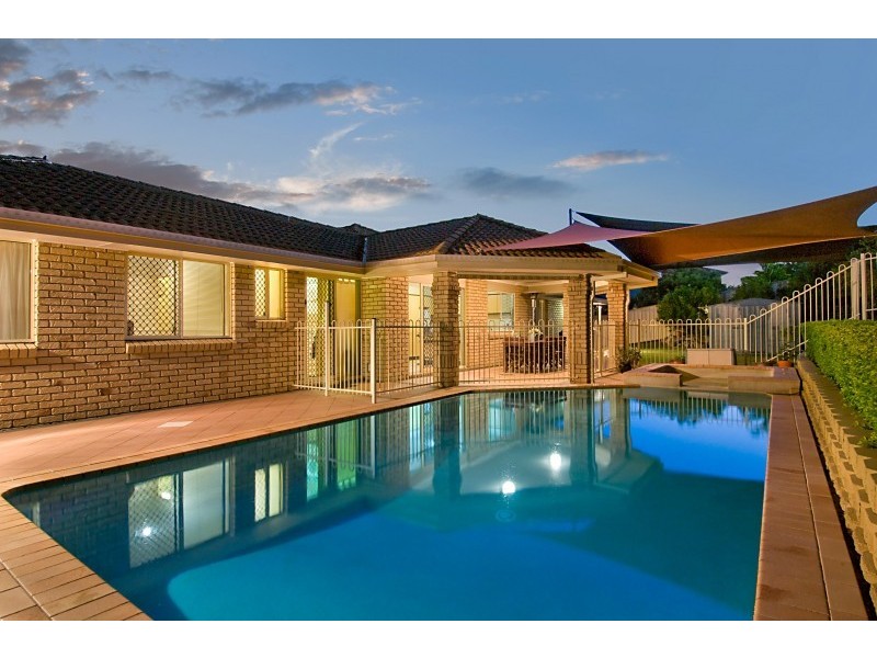 5 Awonga Court, Albany Creek QLD 4035