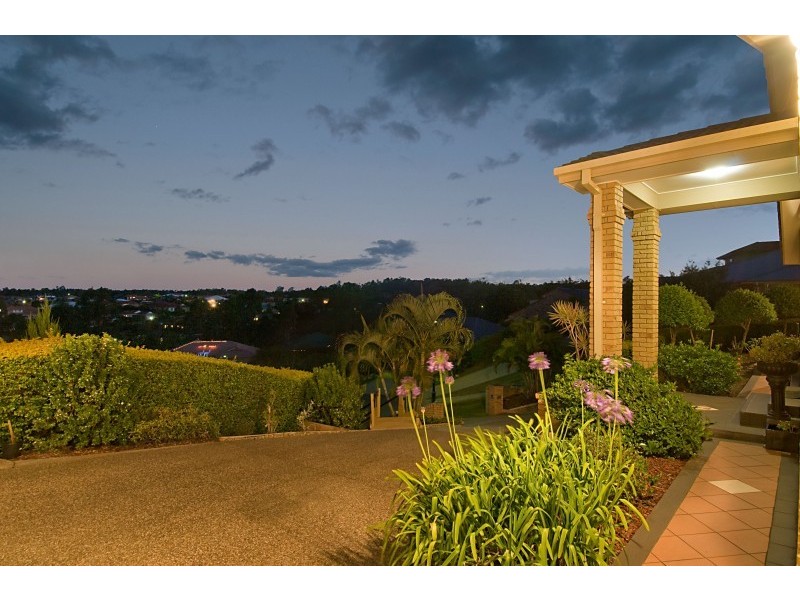 5 Awonga Court, Albany Creek QLD 4035