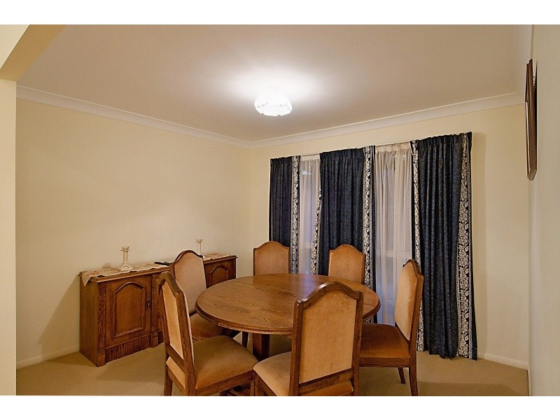5 Awonga Court, Albany Creek QLD 4035
