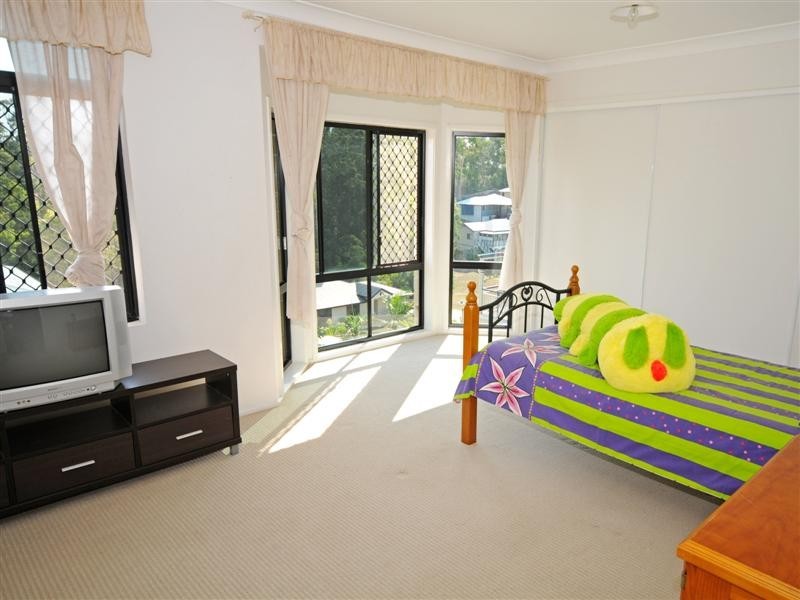 153 Saraband Drive, Eatons Hill QLD 4037