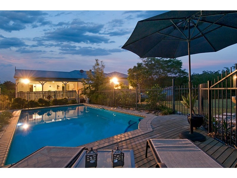 9 Corvus Drive, Cashmere QLD 4500