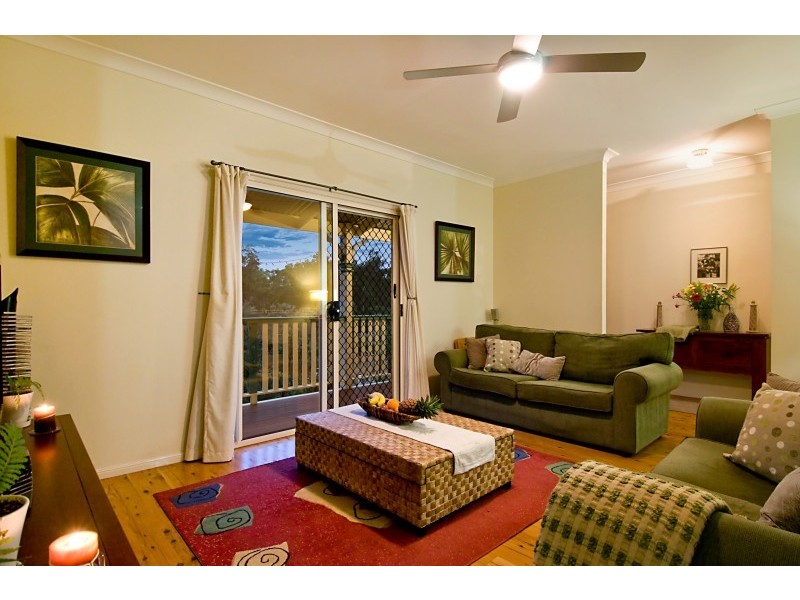 9 Corvus Drive, Cashmere QLD 4500