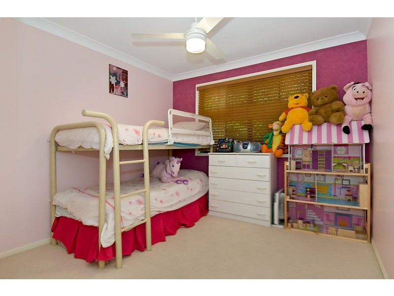 8 Boobook Court, Cashmere QLD 4500