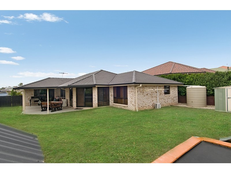 8 Boobook Court, Cashmere QLD 4500