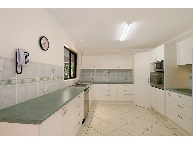 28 Raven Court, Warner QLD 4500