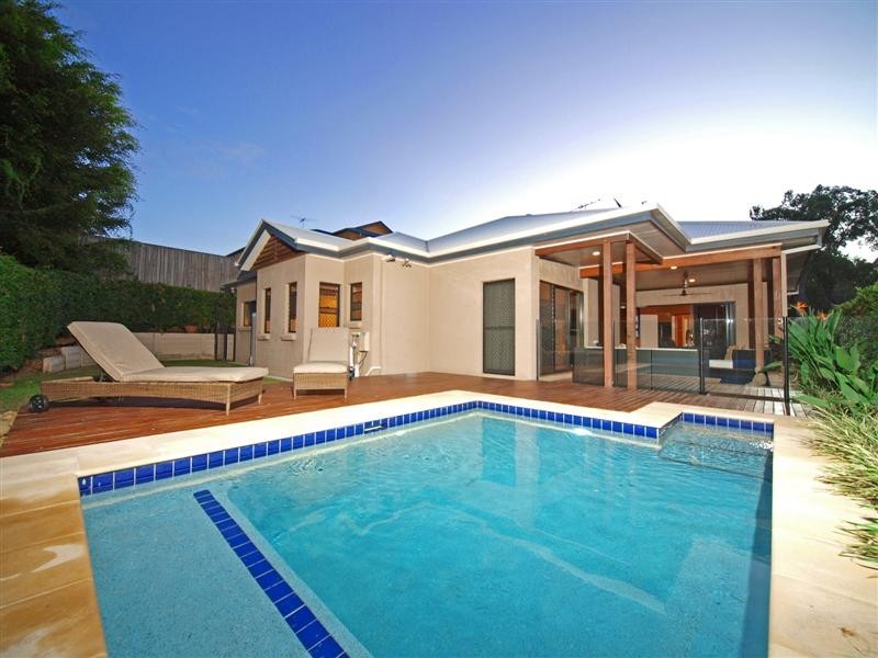 44 Country Club Dr, Albany Creek QLD 4035